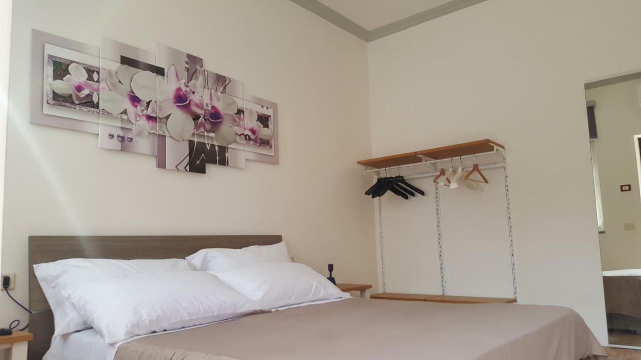 Borgo Dei Centurione Hotel Rome Exterior photo
